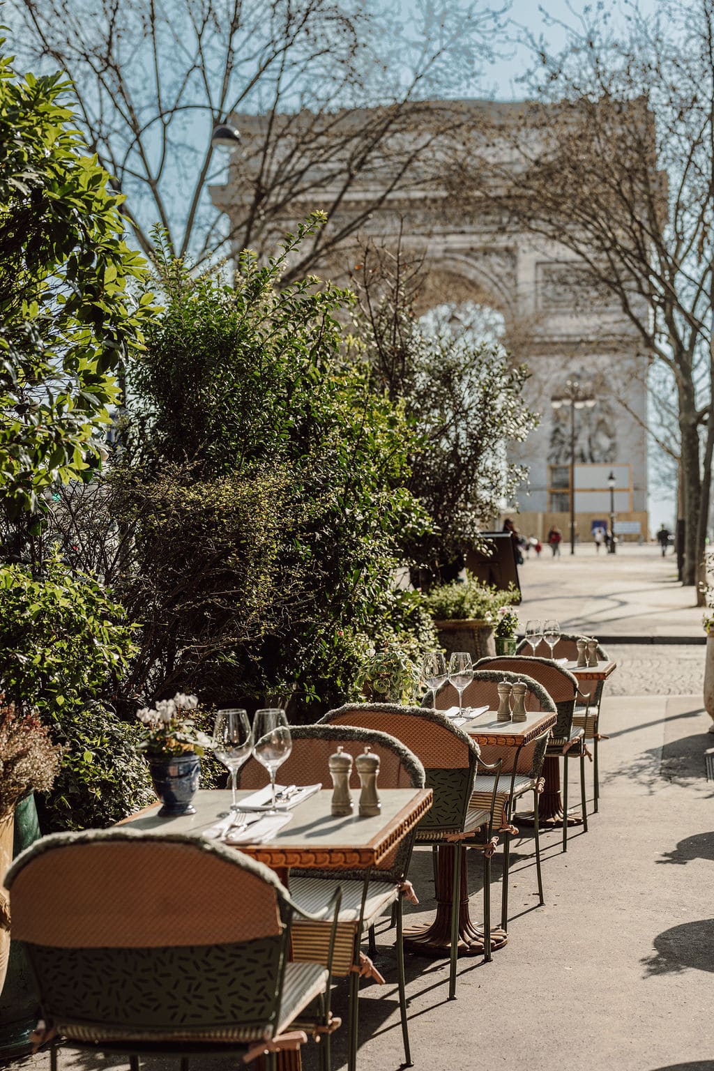 Spend a pleasant moment in a restaurant charles de gaulle étoile, known for its brunch paris 16